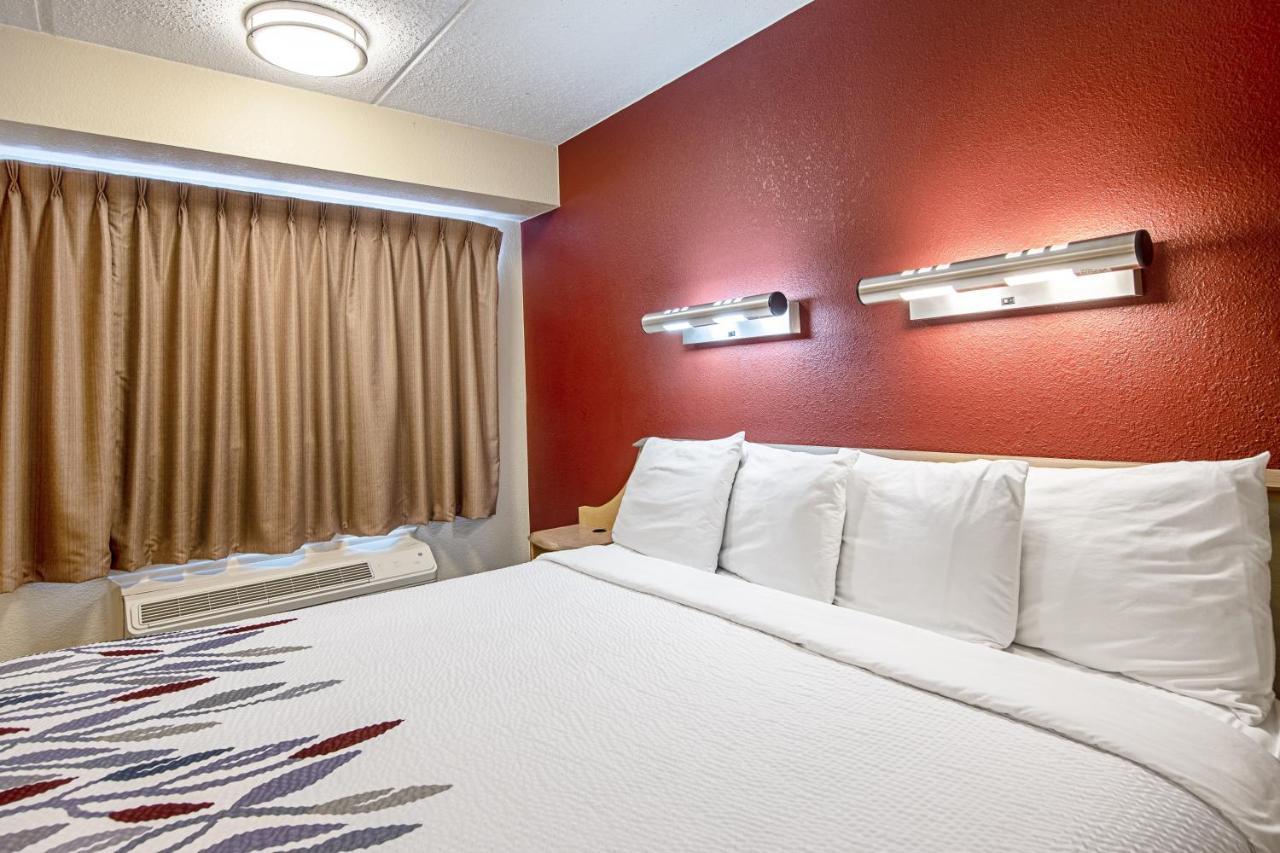 Red Roof Inn Charleston West - Hurricane, Wv Teays Valley Екстер'єр фото