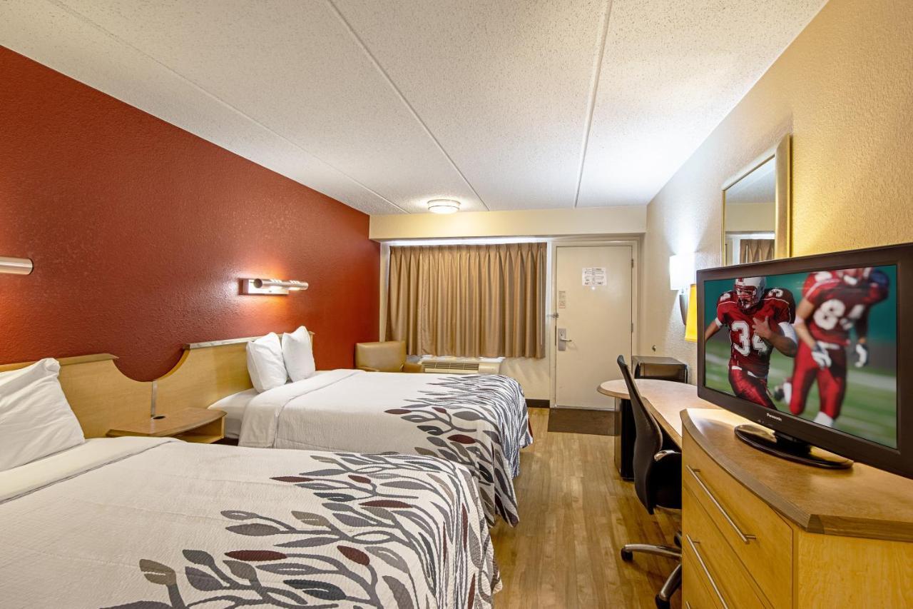 Red Roof Inn Charleston West - Hurricane, Wv Teays Valley Екстер'єр фото