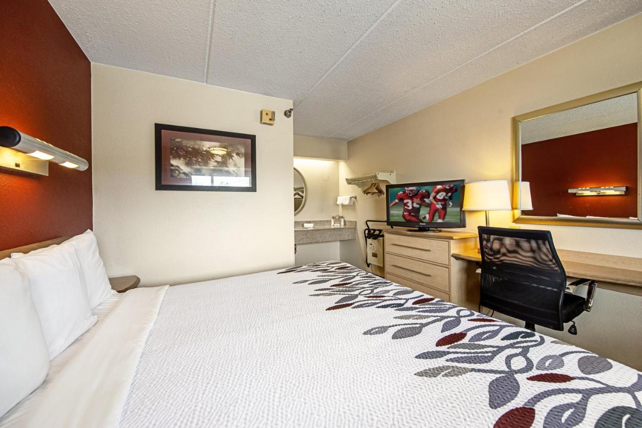 Red Roof Inn Charleston West - Hurricane, Wv Teays Valley Екстер'єр фото